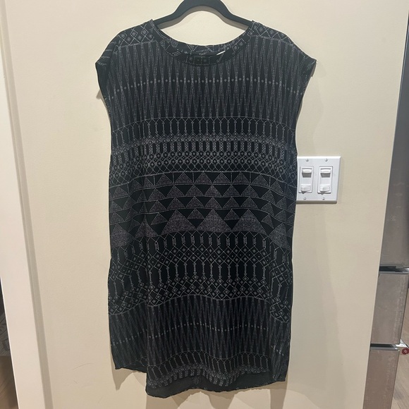 BNWT H&M size 14 sleeveless slip dress. - Picture 5 of 6